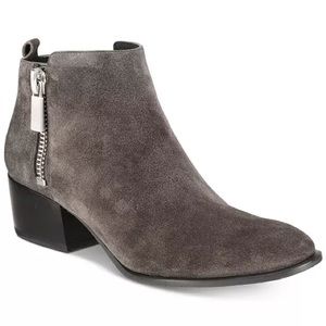 Kenneth Cole Addy Zippered Booties in Asphalt - size 9 - Brand New!